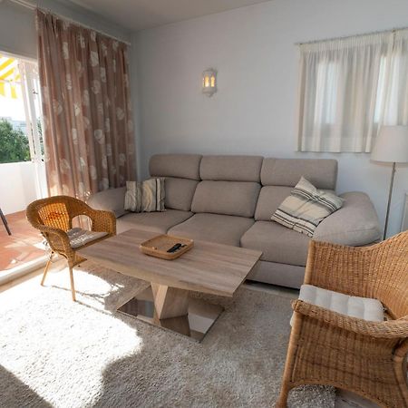 Residensol 13 Menyber Apartment เนร์คา ภายนอก รูปภาพ