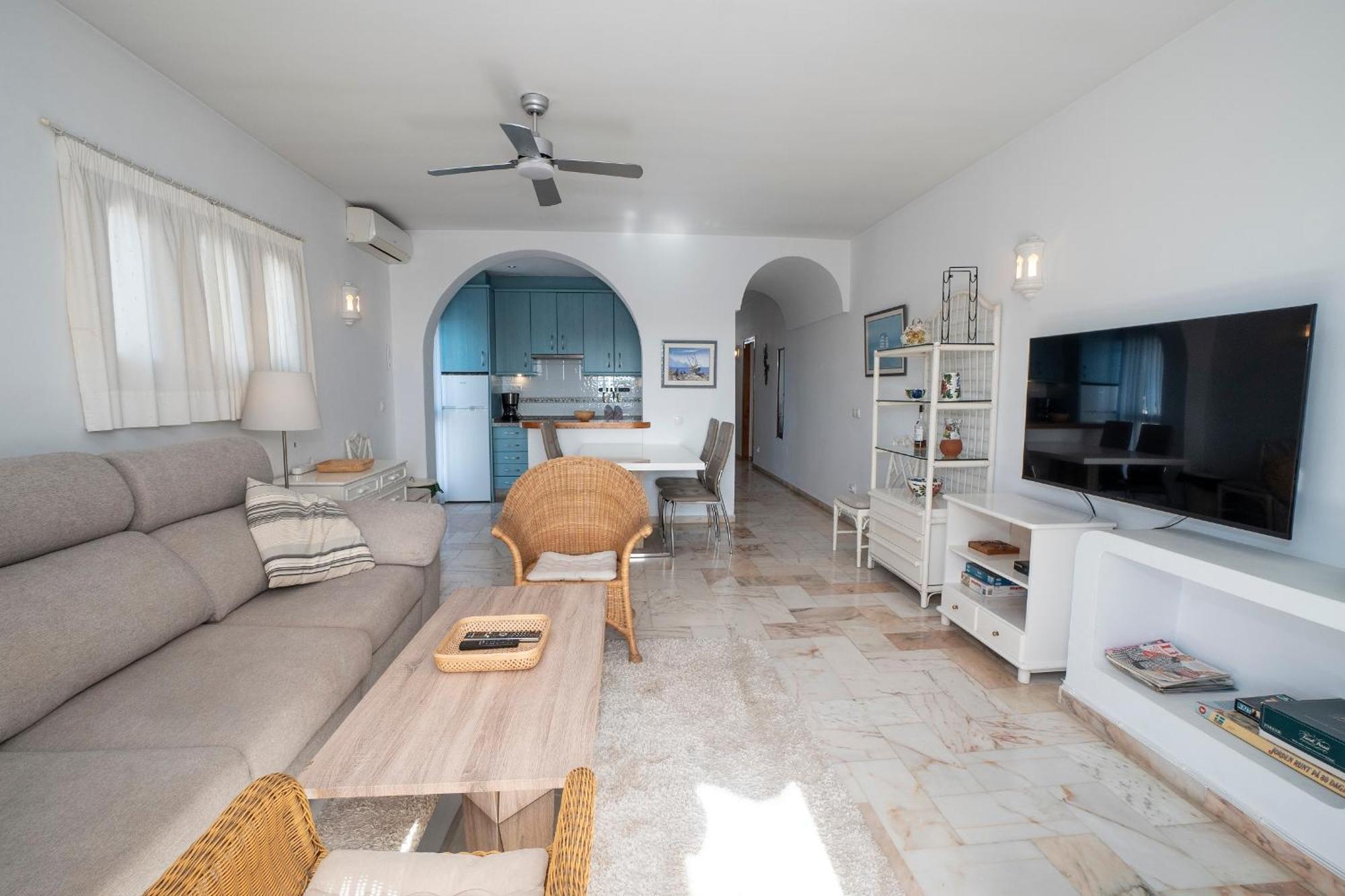 Residensol 13 Menyber Apartment เนร์คา ภายนอก รูปภาพ