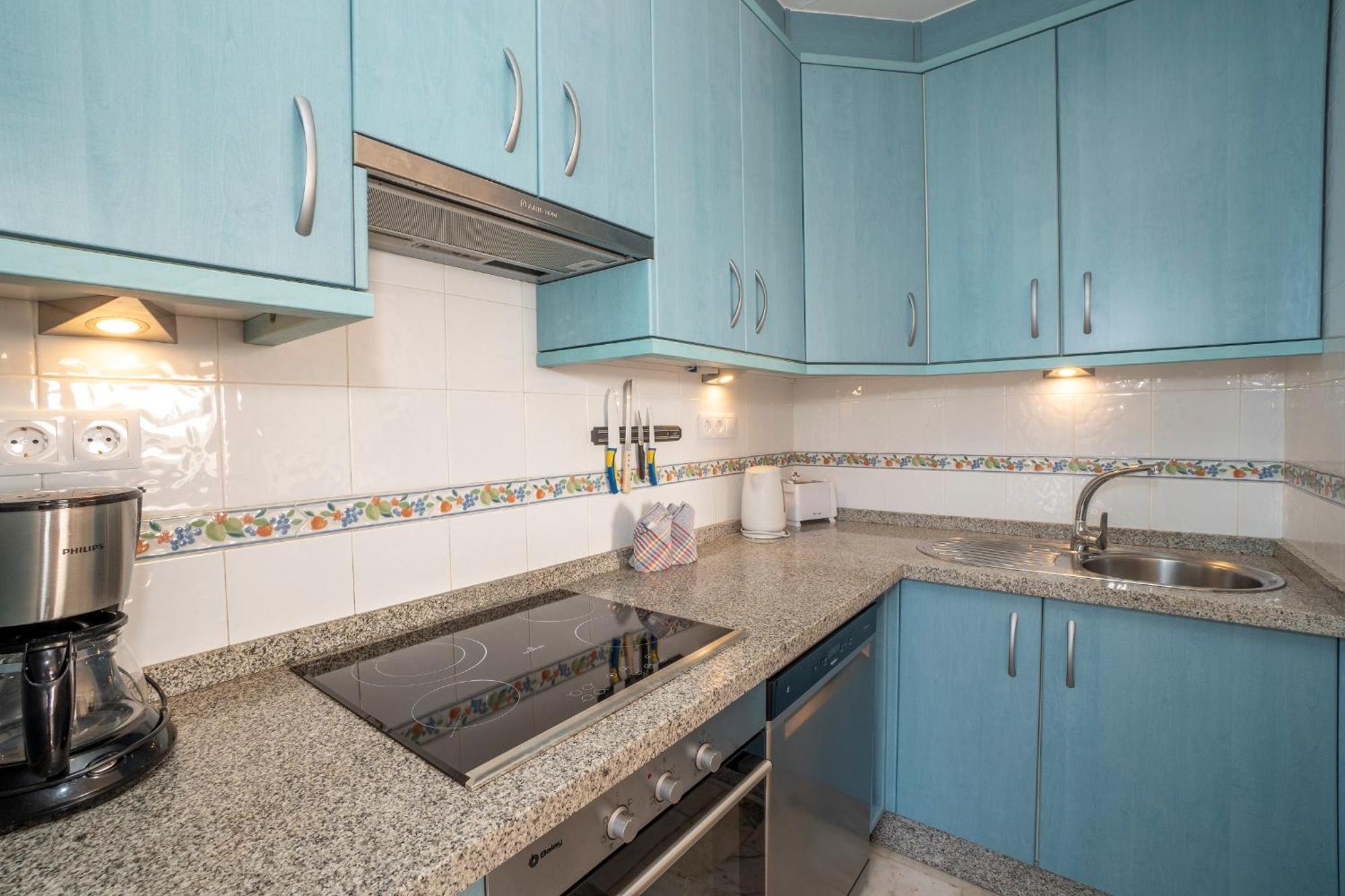Residensol 13 Menyber Apartment เนร์คา ภายนอก รูปภาพ