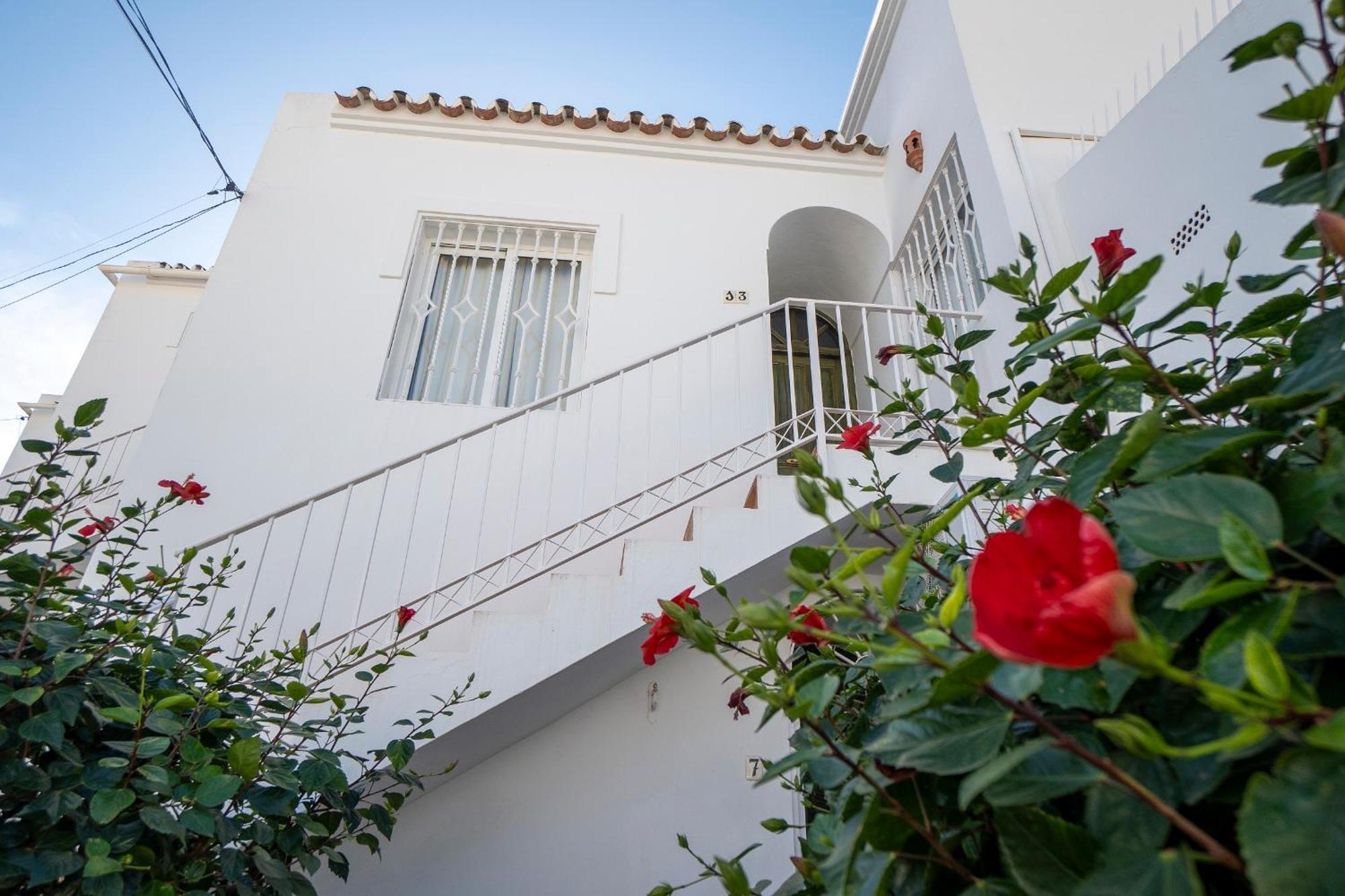 Residensol 13 Menyber Apartment เนร์คา ภายนอก รูปภาพ
